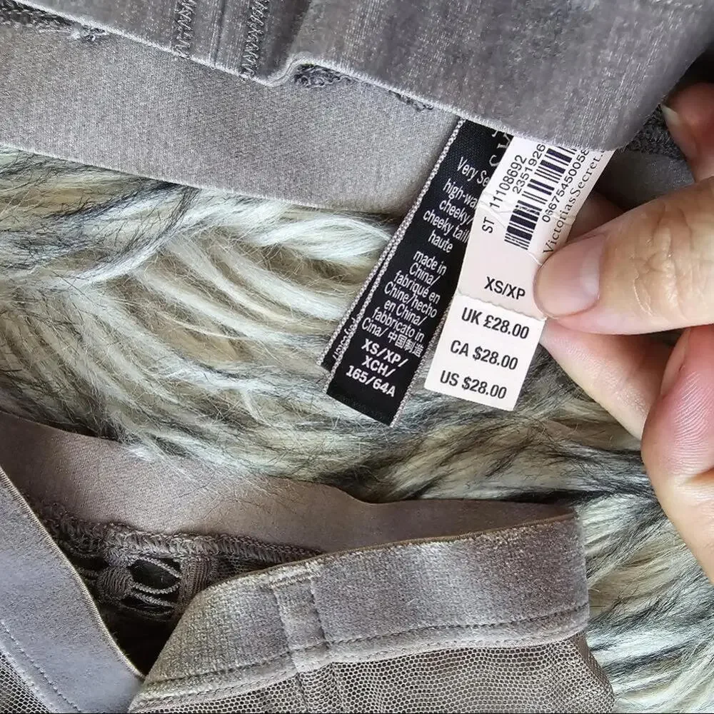 Victorias Secret Bralette & Pamty Set in Taupe - Picture 6 of 6